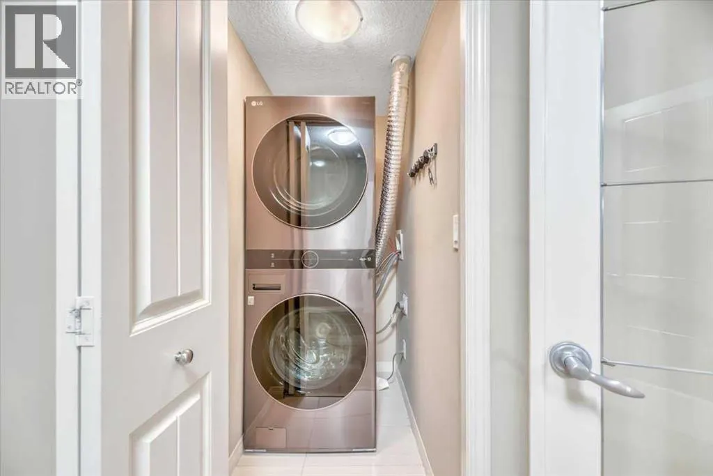 112, 406 Cranberry Park SE