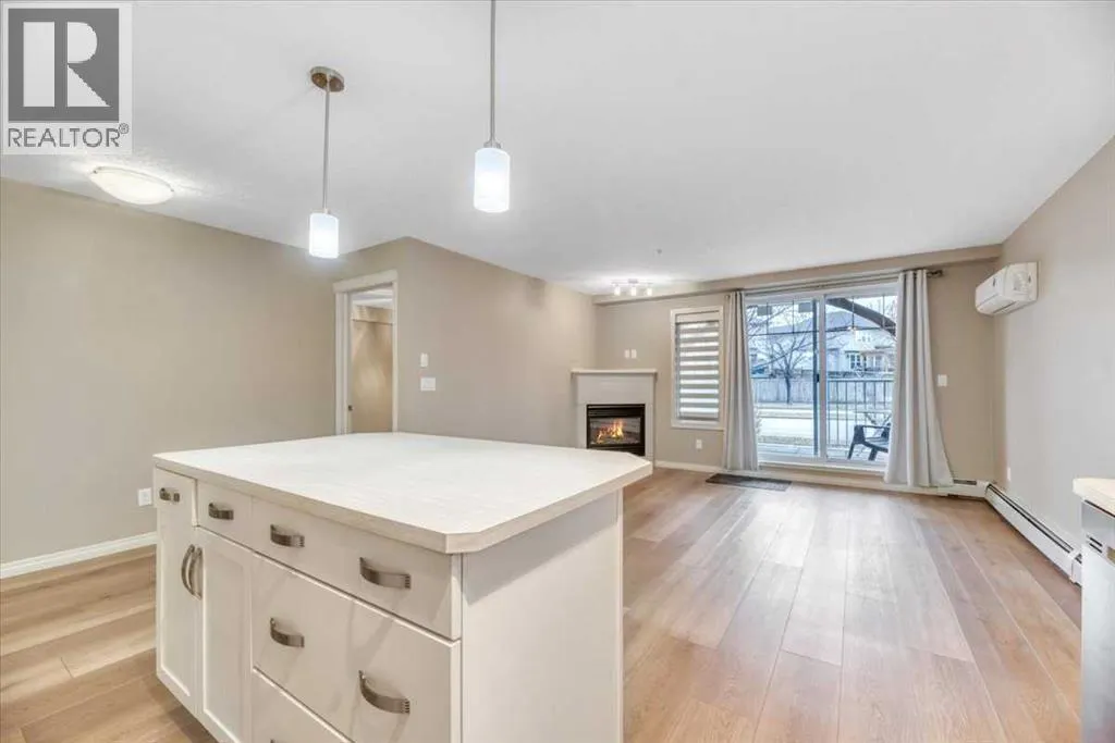 112, 406 Cranberry Park SE