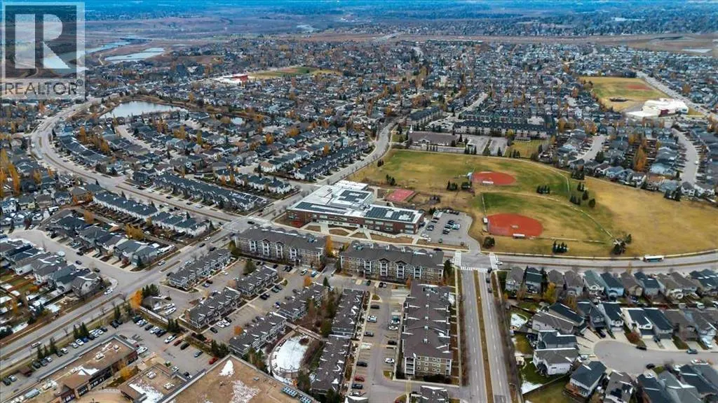 112, 406 Cranberry Park SE