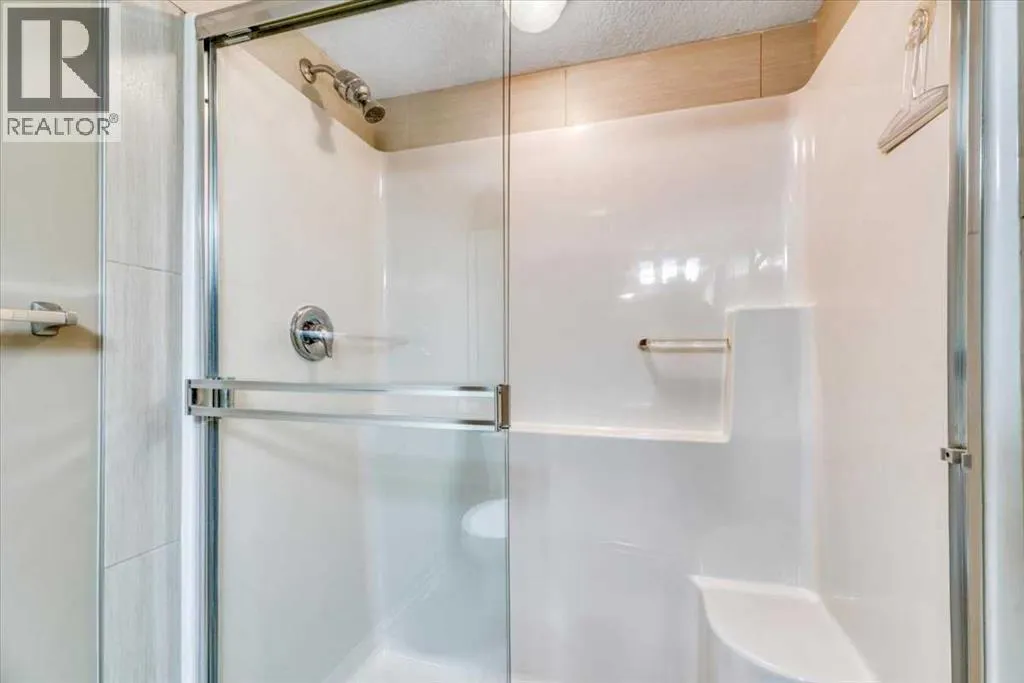 112, 406 Cranberry Park SE