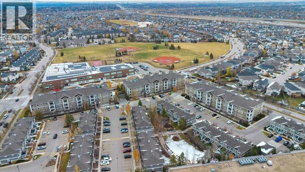 112, 406 Cranberry Park SE