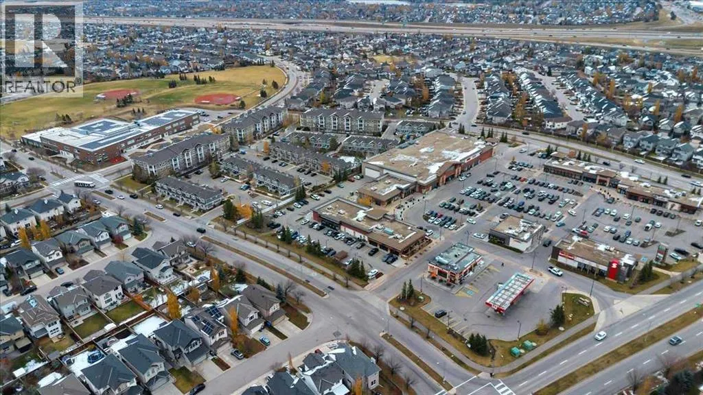 112, 406 Cranberry Park SE