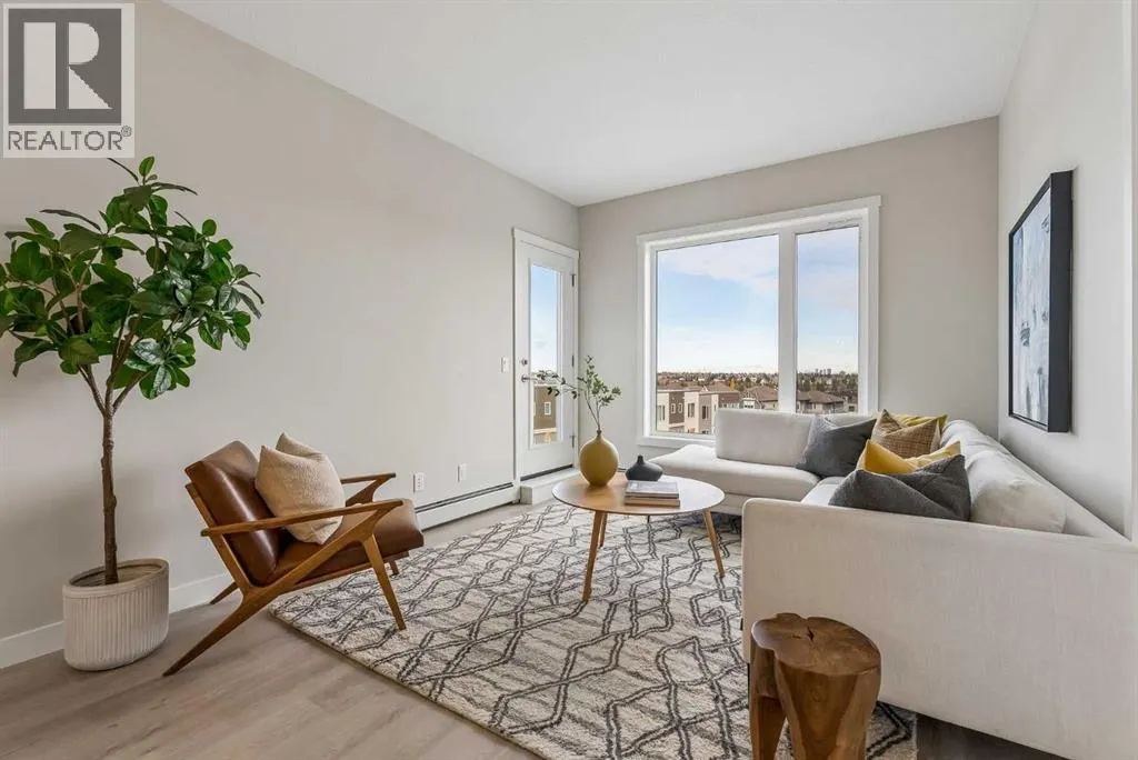 404, 655 Shawnee Square SW