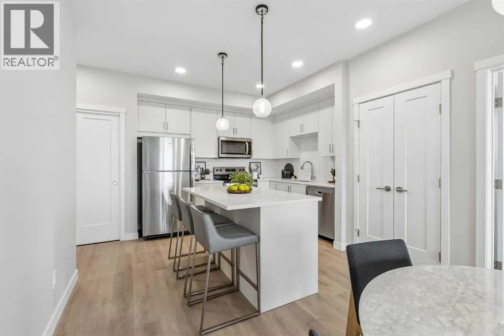 404, 655 Shawnee Square SW