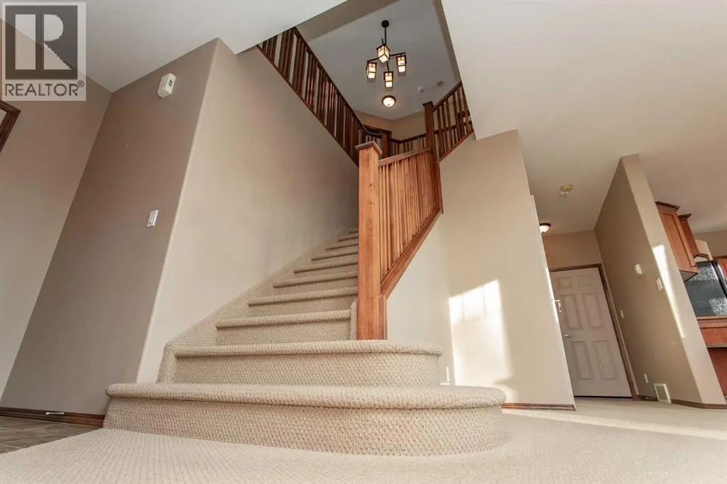23 Lanterman Close
