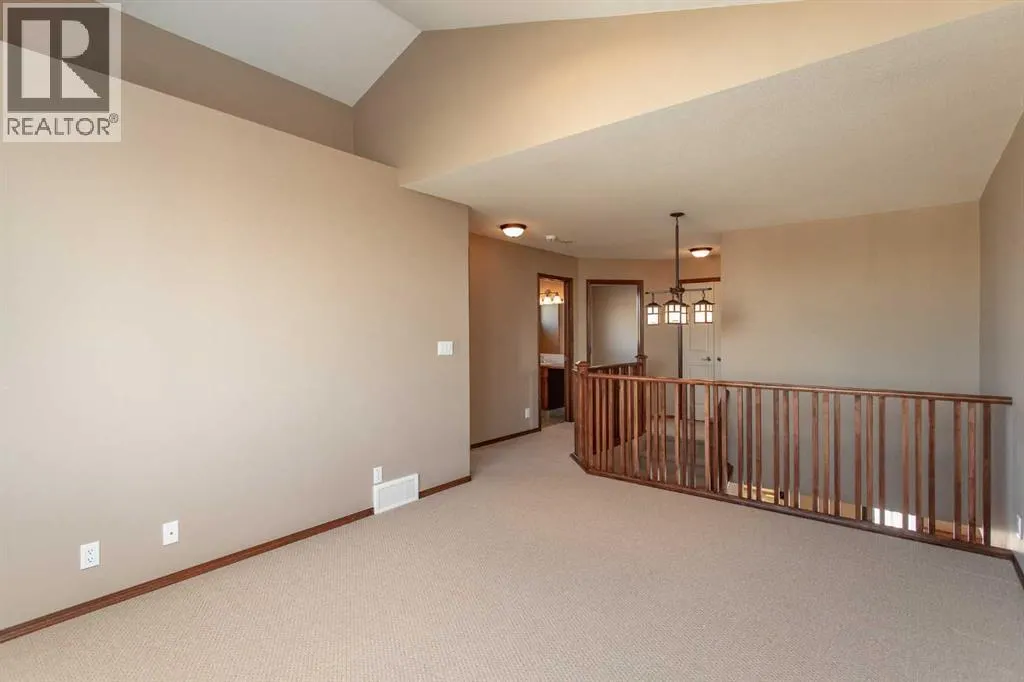 23 Lanterman Close