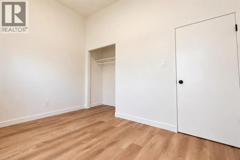 9812 87 Park Avenue