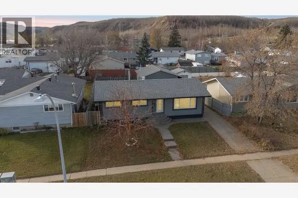 68 Centennial Drive