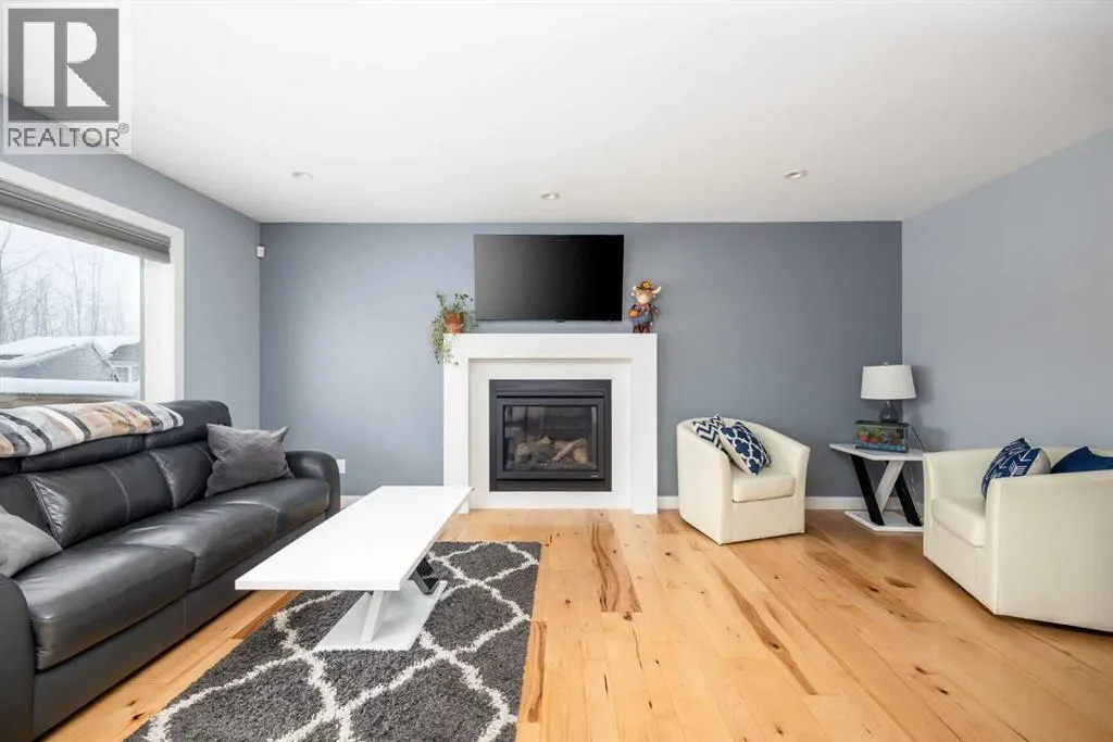 157 Warren Way