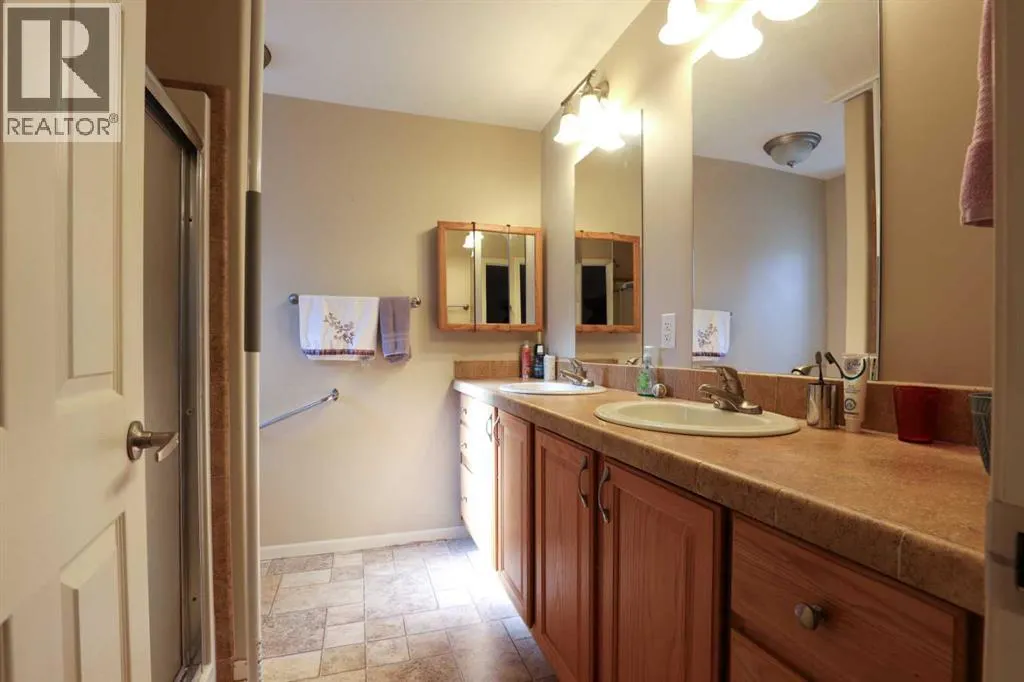 29 Chartwell Place SE