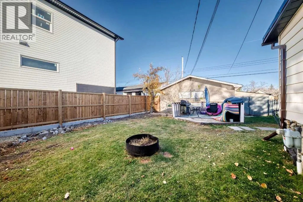 2232 42 Street SE