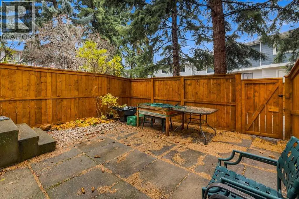 6 Bermuda Lane NW