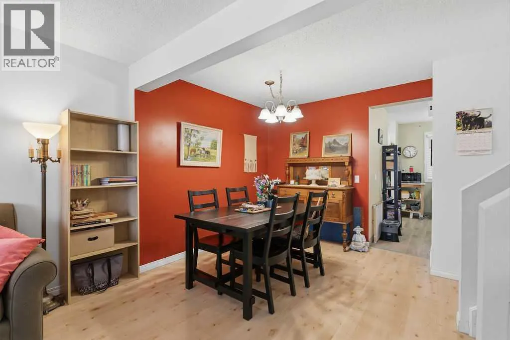 6 Bermuda Lane NW