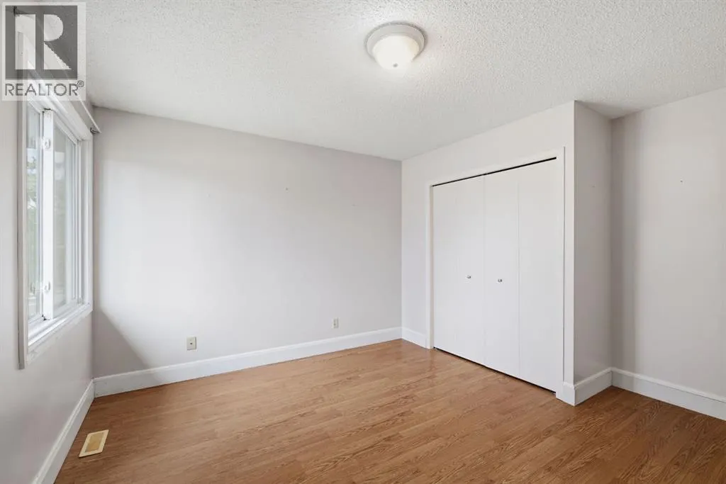 20 Glenpatrick Place