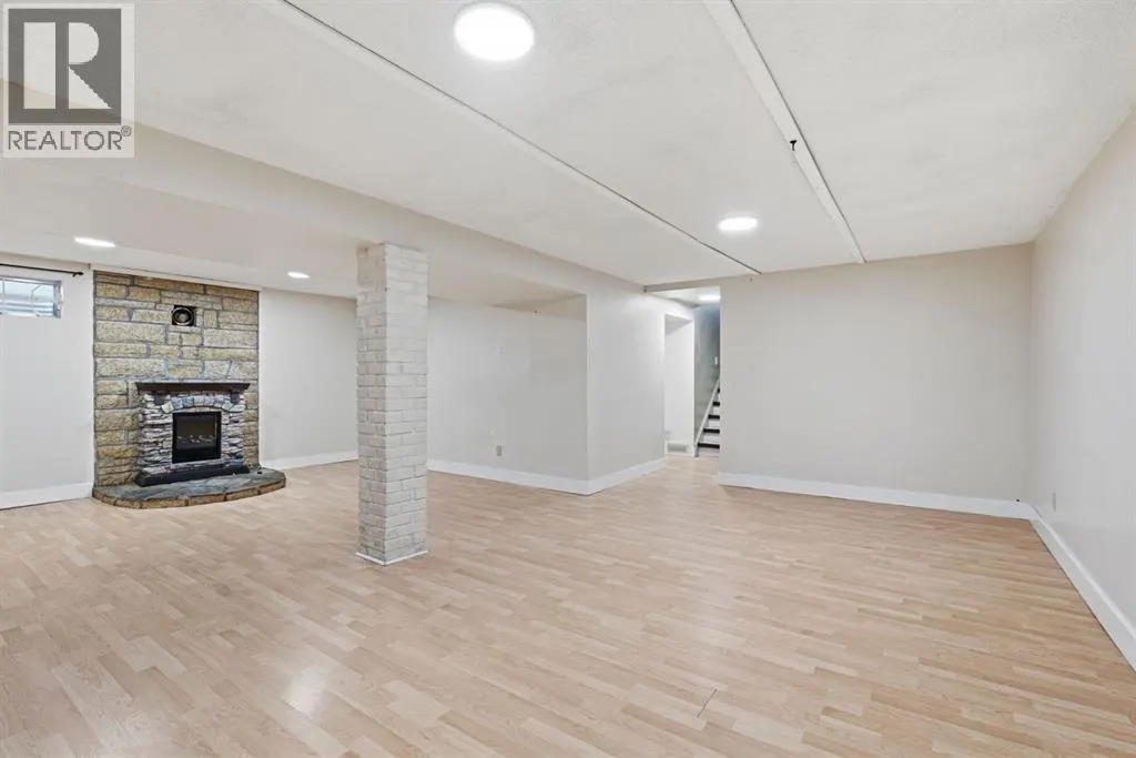20 Glenpatrick Place