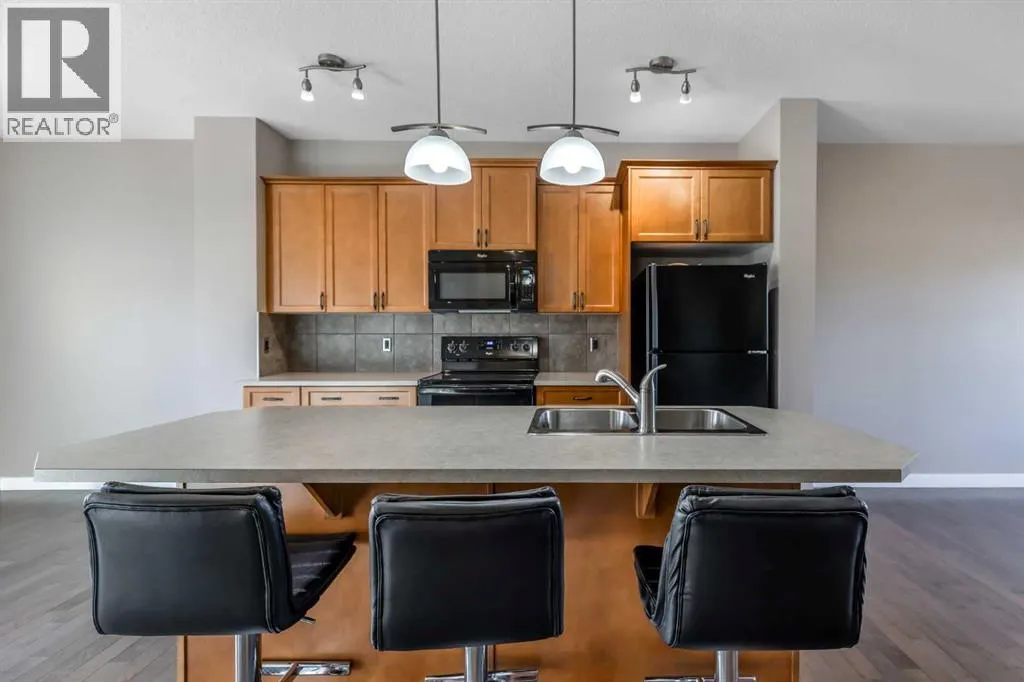 144 CLYDESDALE Way