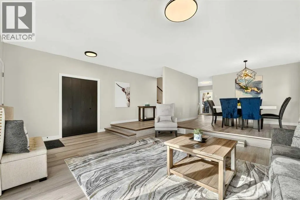 35 Ermineglen Road N