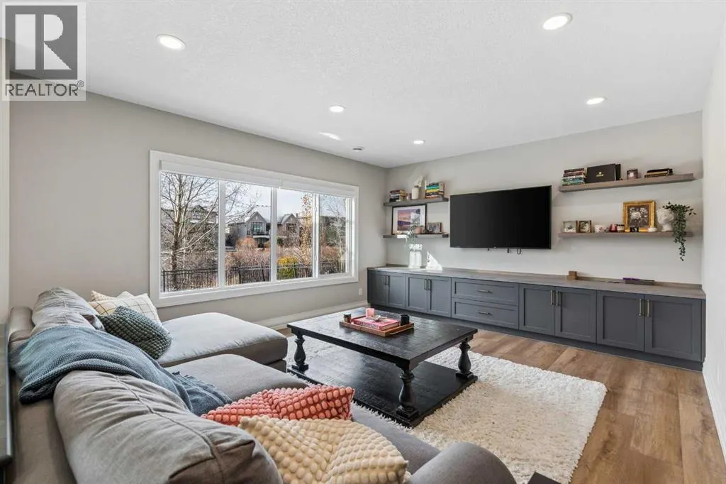 63 Cranbrook Drive SE