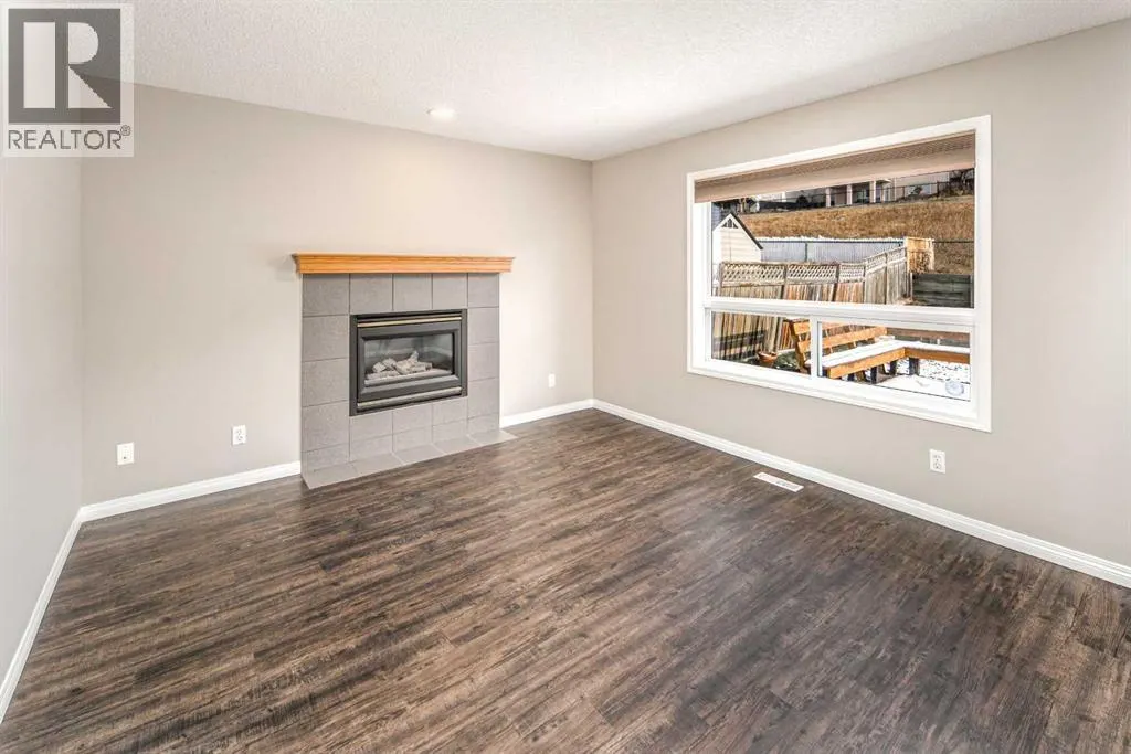 283 Arbour Crest Road NW