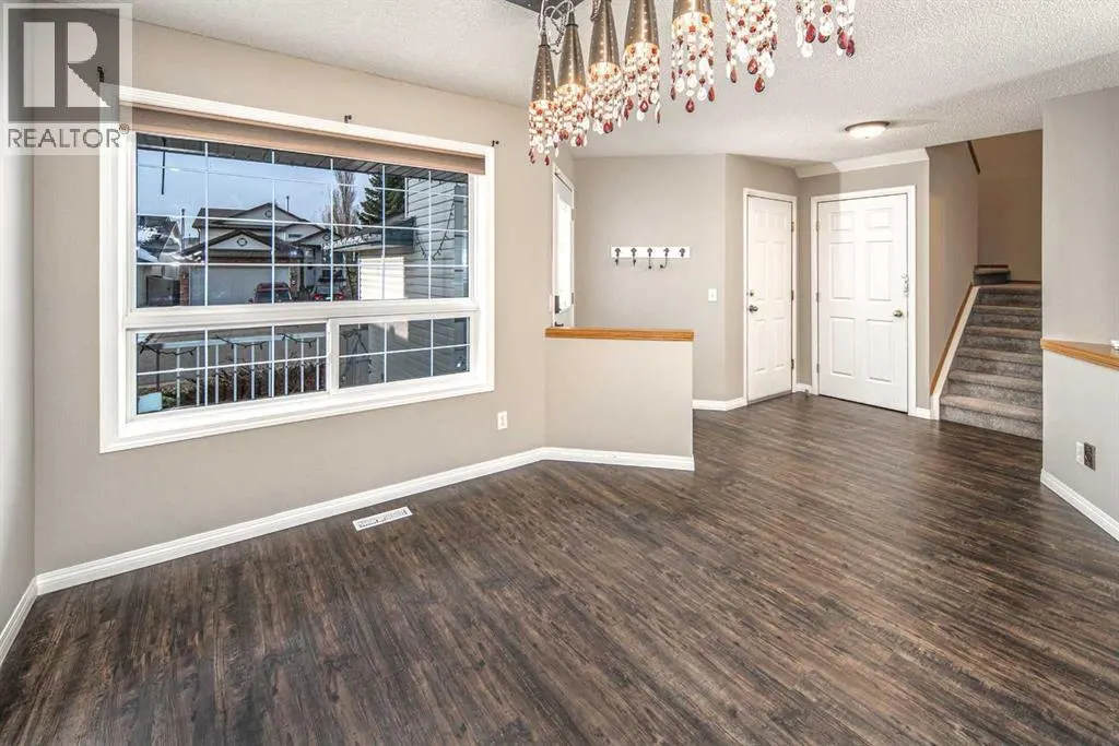283 Arbour Crest Road NW