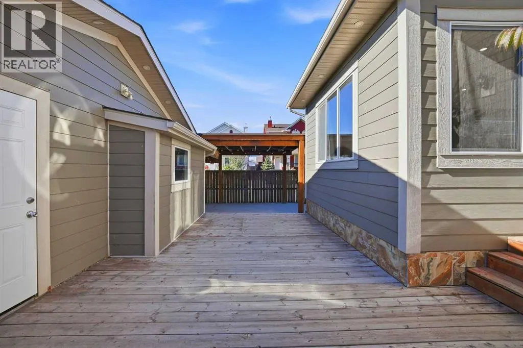 5 Taralake View NE