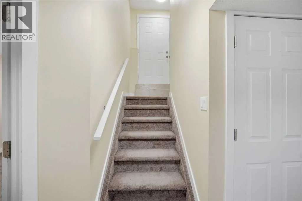 5 Taralake View NE