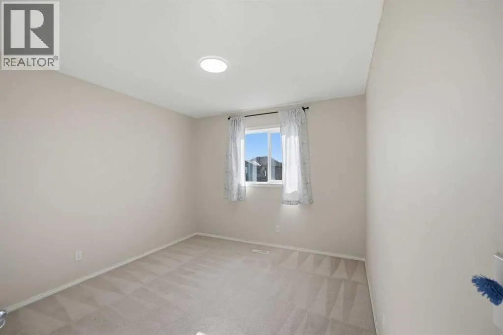 5 Taralake View NE