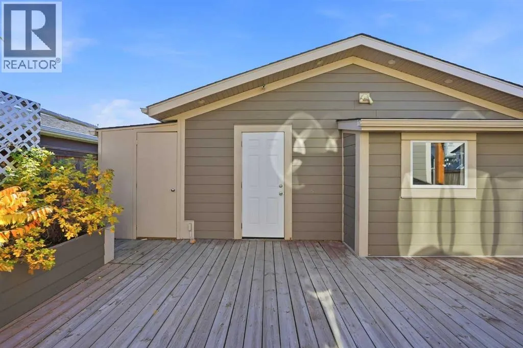 5 Taralake View NE