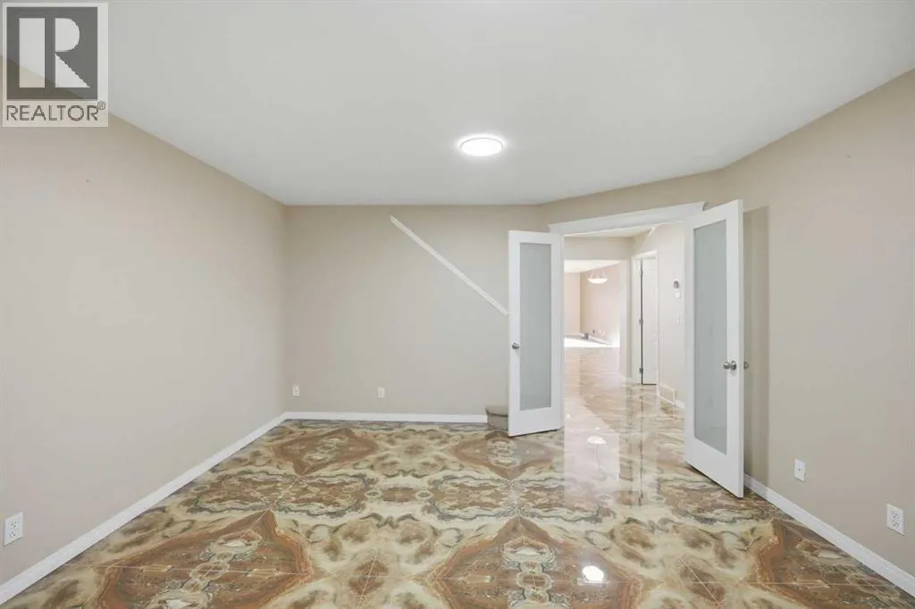 5 Taralake View NE