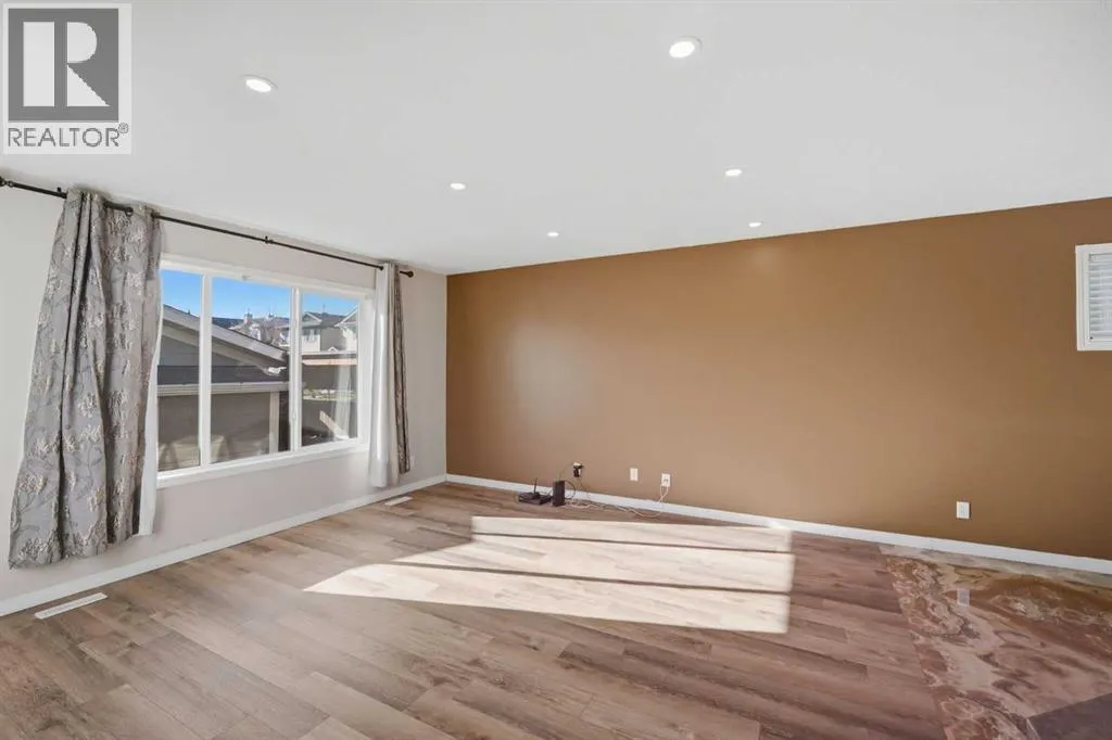 5 Taralake View NE