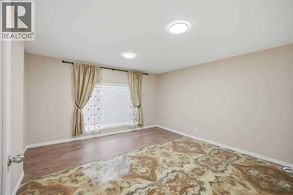 5 Taralake View NE