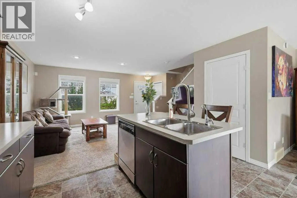 10 Rafferty Court