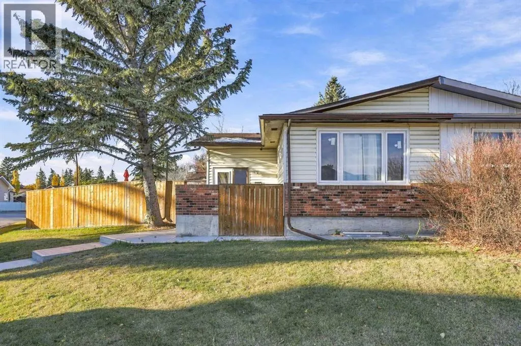 152 Rundleson Place NE