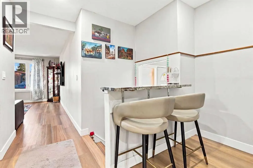 152 Rundleson Place NE