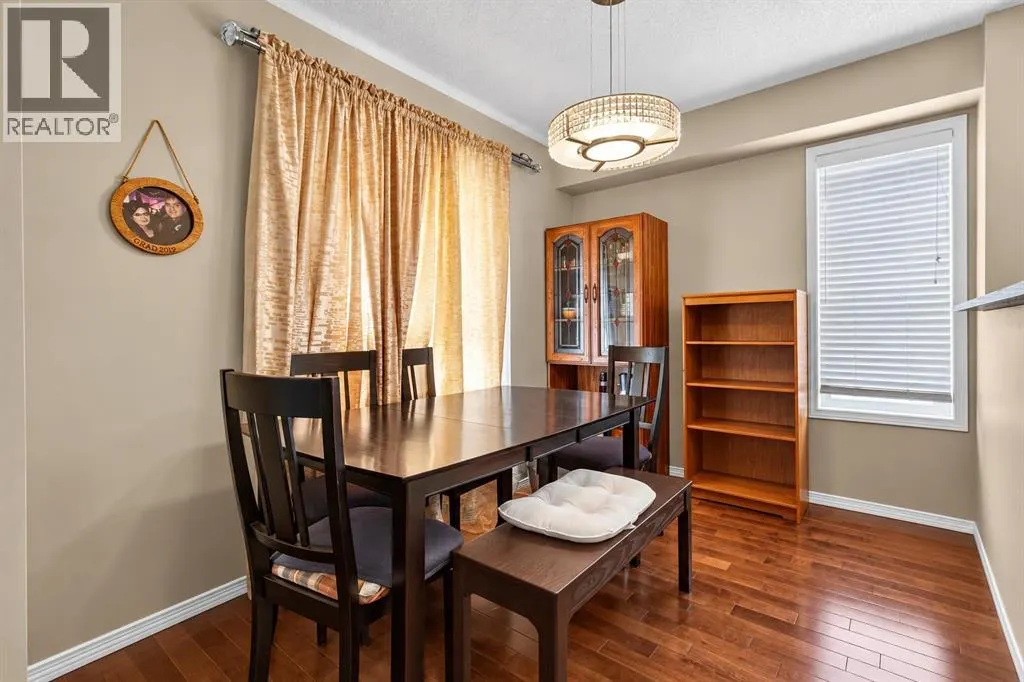 16 Citadel Meadow Gardens NW