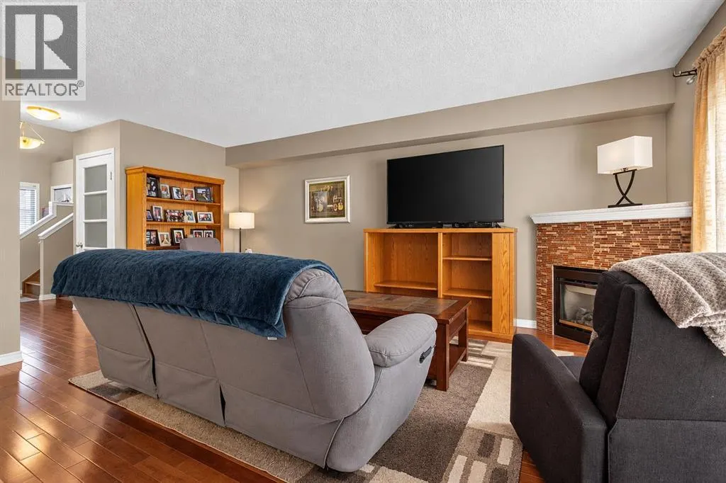 16 Citadel Meadow Gardens NW