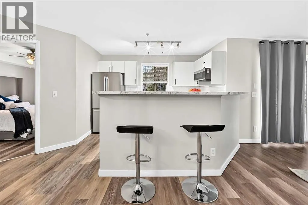 106, 4000 Somervale Court SW