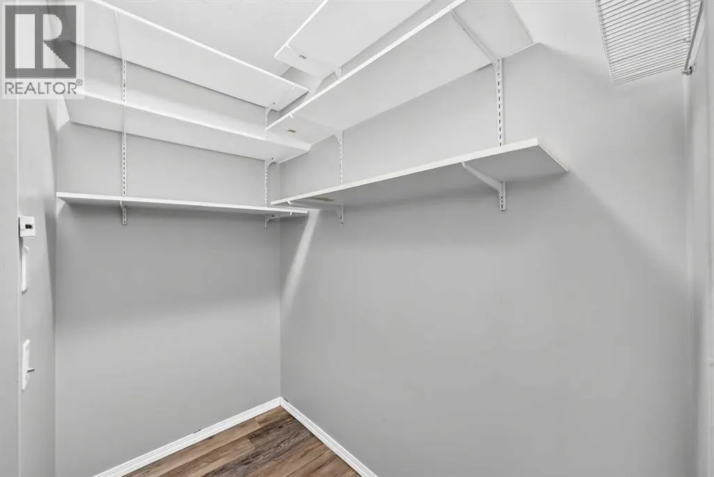 106, 4000 Somervale Court SW