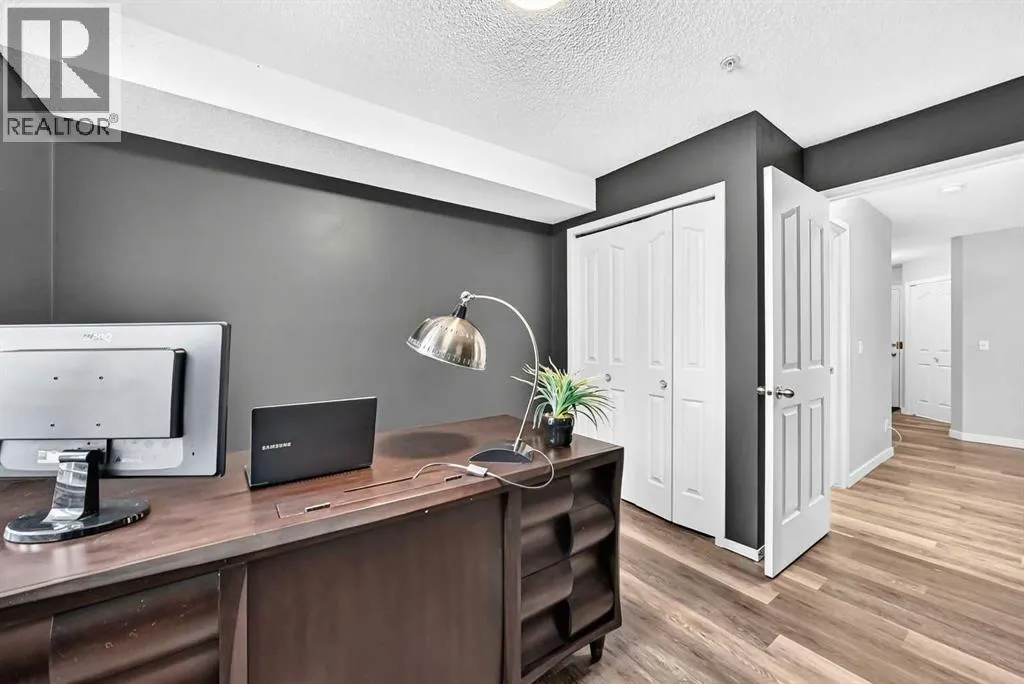 106, 4000 Somervale Court SW