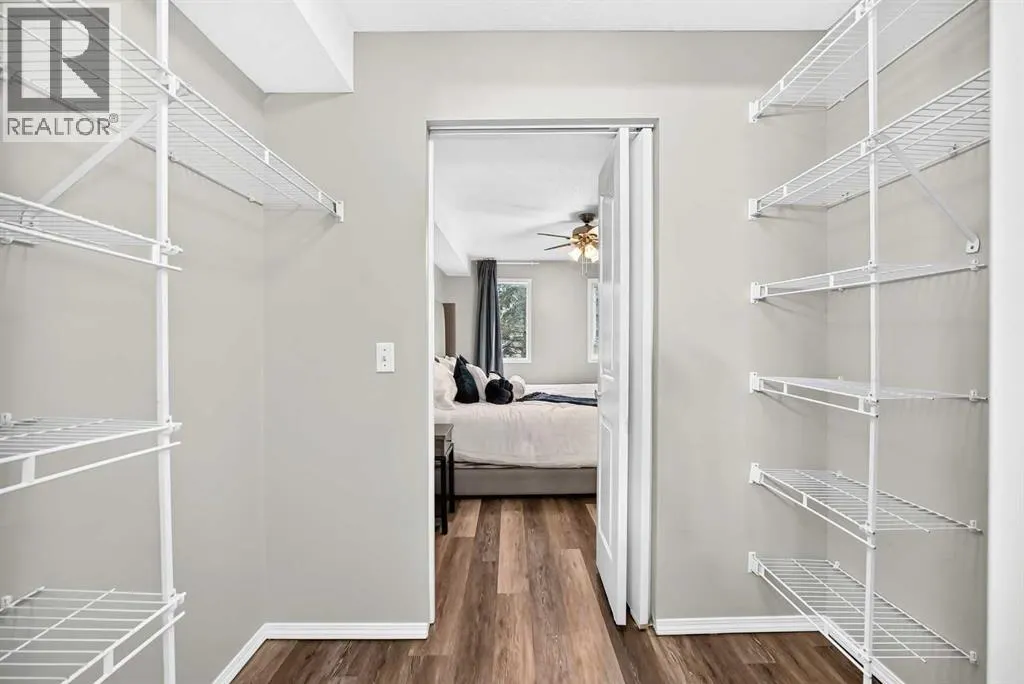 106, 4000 Somervale Court SW