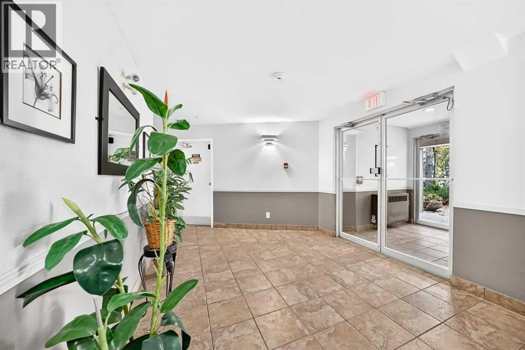 106, 4000 Somervale Court SW