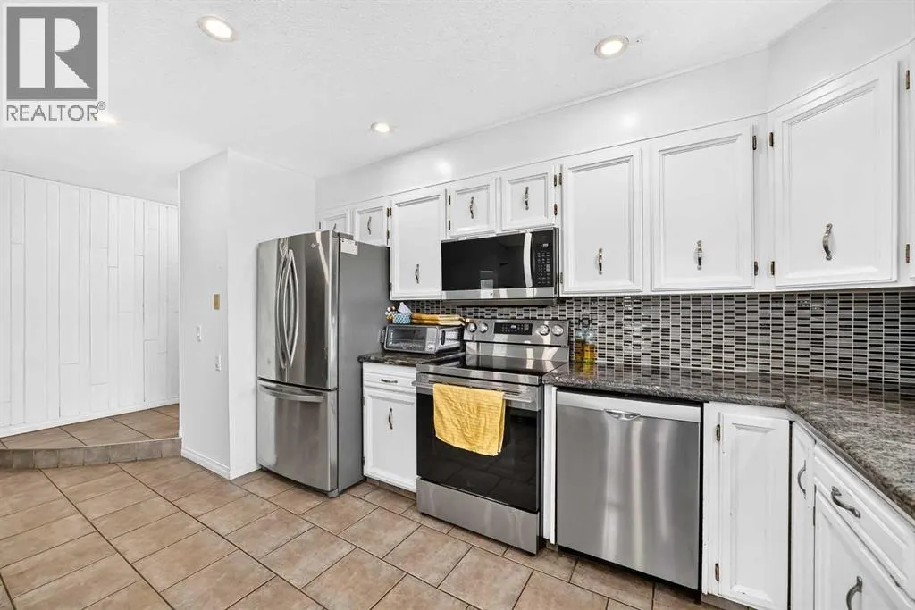 331 Brookmere Road SW