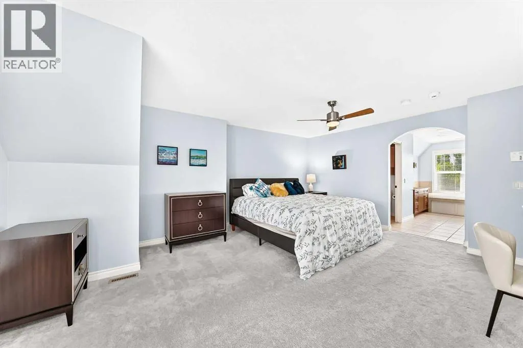 30 Versailles Gate SW