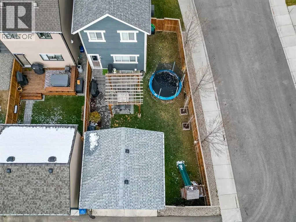 112 Masters Heights SE