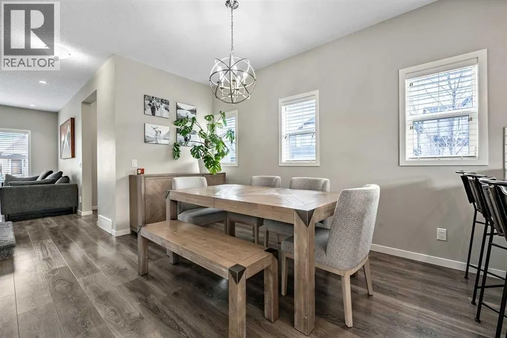 112 Masters Heights SE
