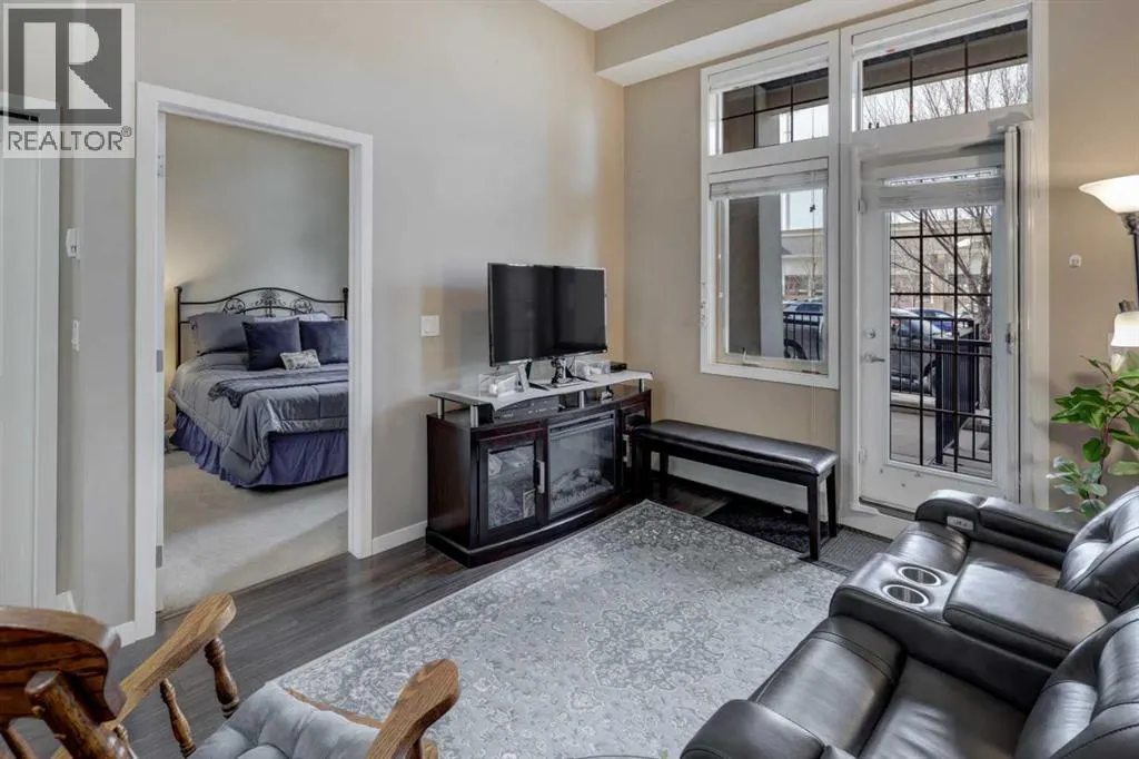 110, 10 Mahogany Mews SE