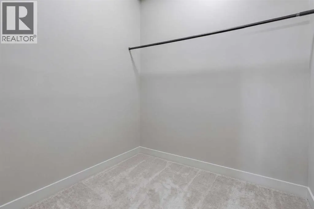 110, 10 Mahogany Mews SE