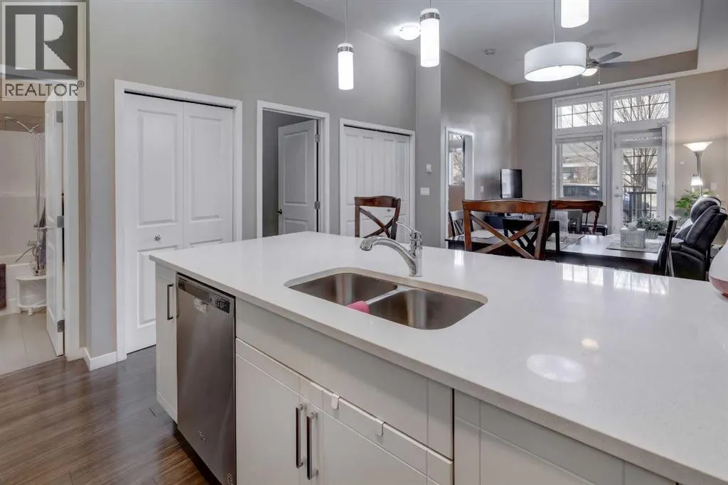 110, 10 Mahogany Mews SE