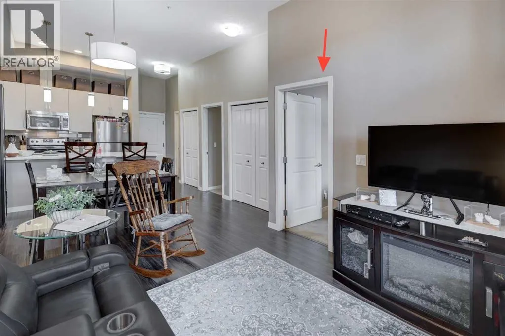 110, 10 Mahogany Mews SE