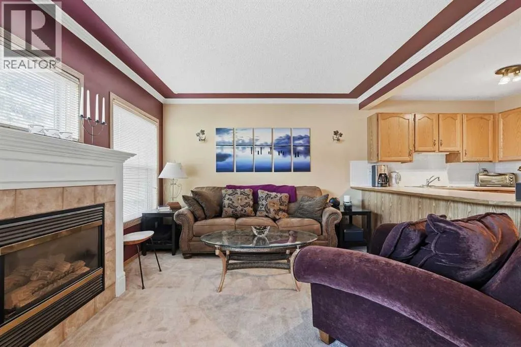 58 Country Hills Villas NW